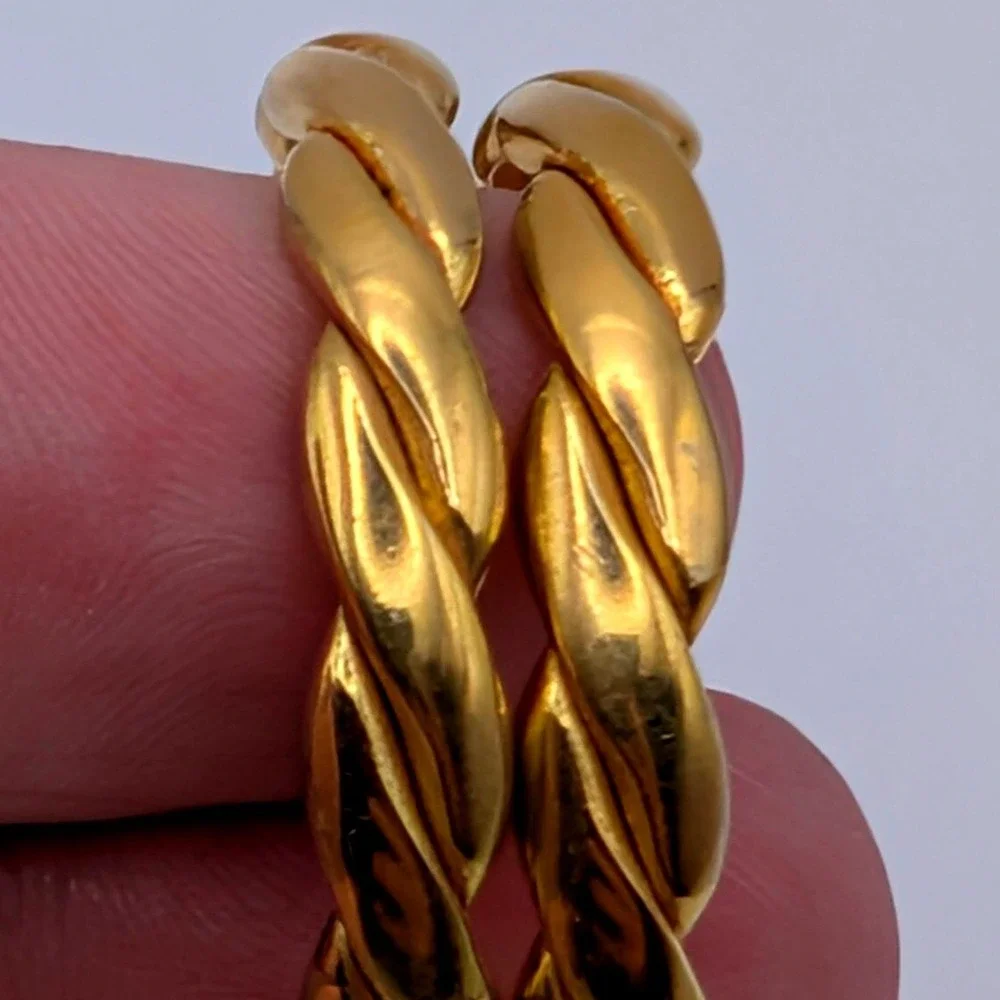 Vintage Monet Gold Tone Twisted Rope Hoop Earrings Signed Pat Pend 1.25 Inch